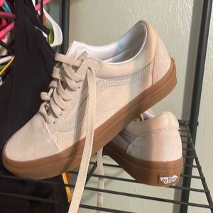 Vans Cream/Brown/Canvas/Suede NWOT Sneakers No Tags or Original Box Size 6.0 💜